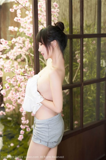 黑镜第四季 百度云海报